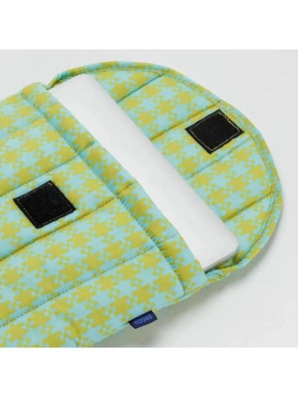 NWT Baggu Puffy Laptop Sleeve 13